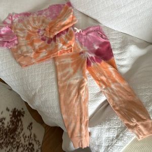 OLD NAVY TIE DYE TODDLER SWEATSUIT